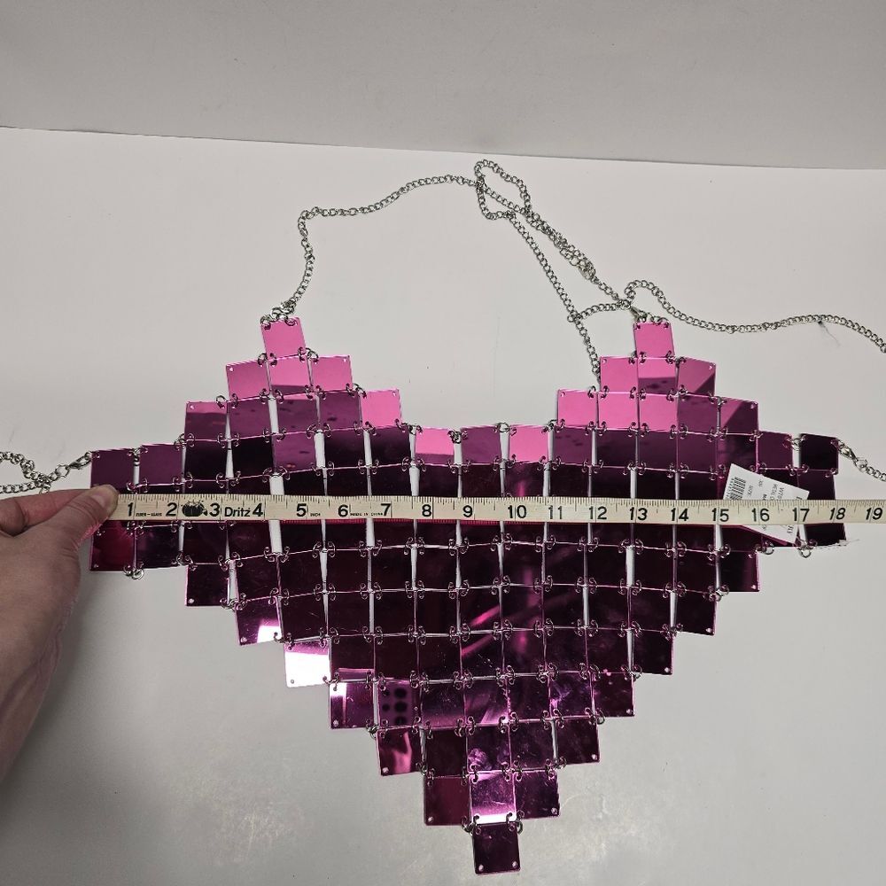 Mirror Mermaid Scale Metal Chain Hulter Top Hot Pink Fuchsia Magenta Size M NWT - Picture 4 of 9